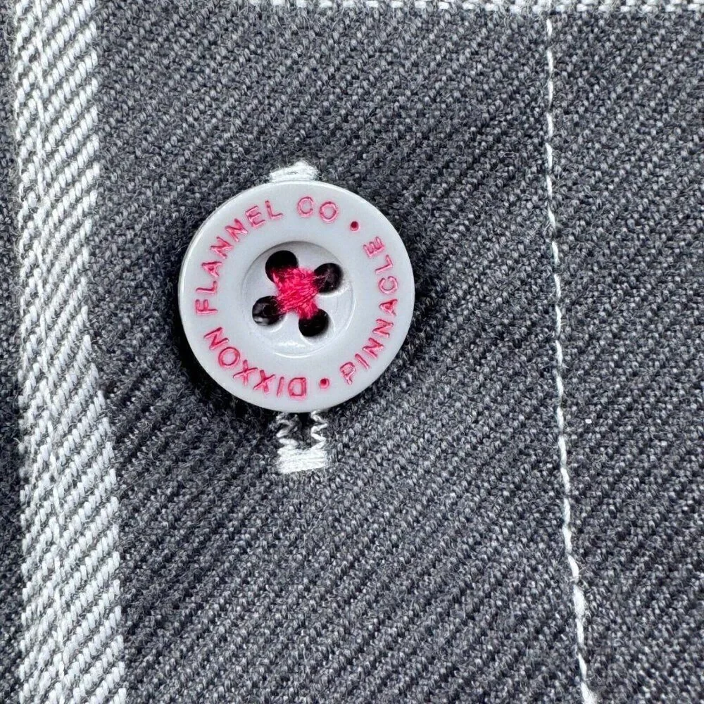 DIXXON button front